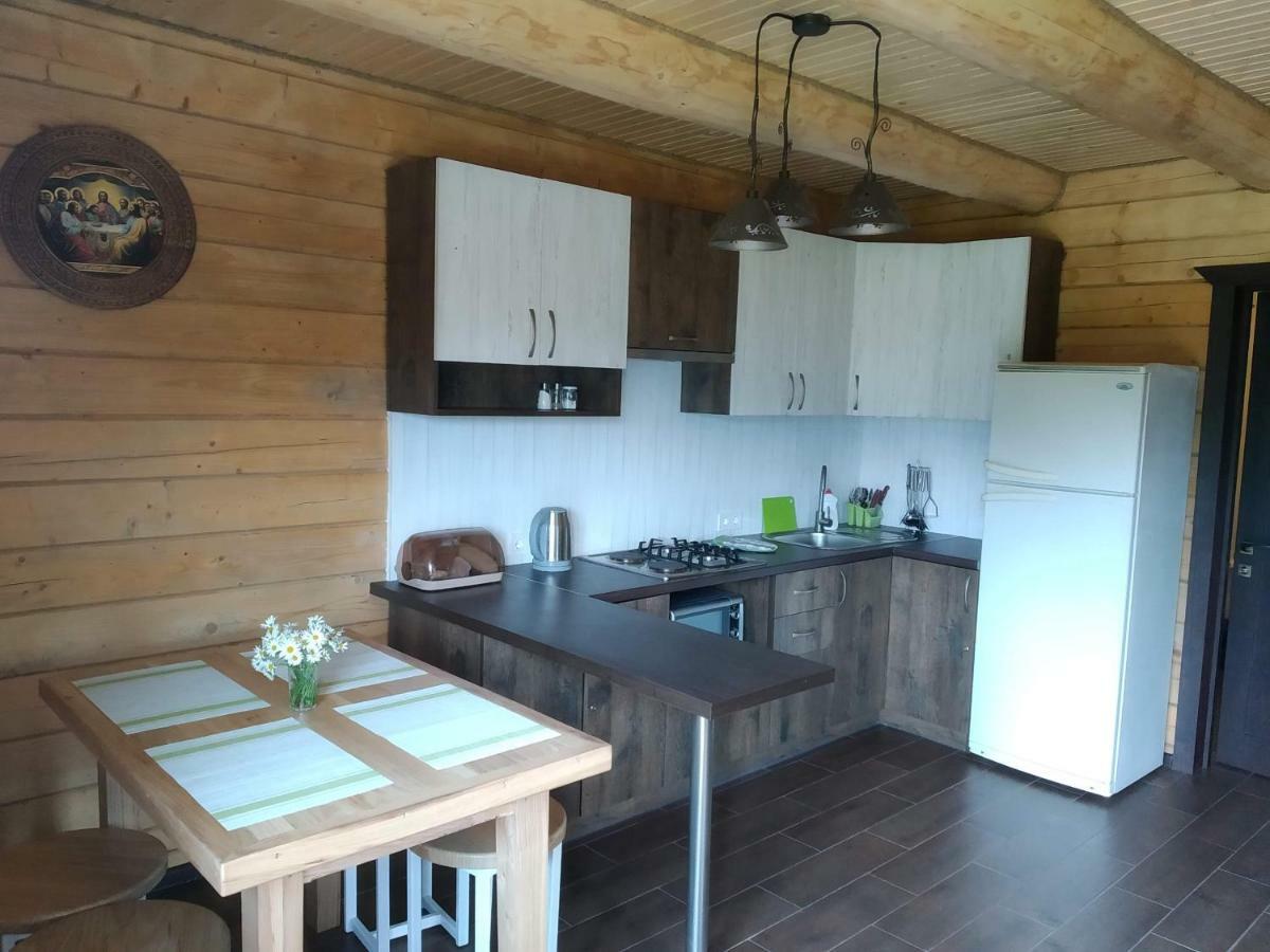 Пагорб Їжака / Hedgehog Hill Yablunytsya Exterior foto